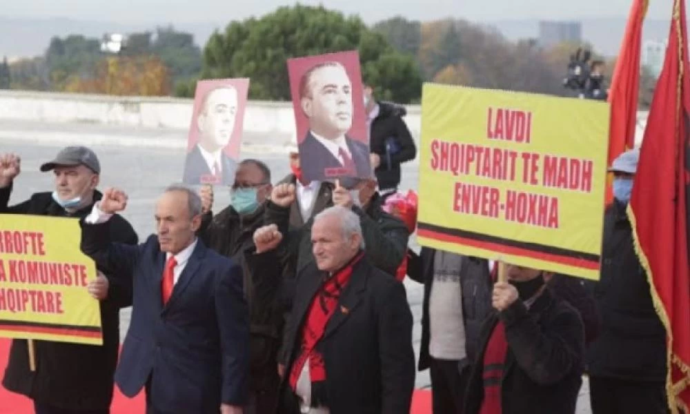 Αλβανία: Κάποιοι αναπολούν ακόμα την εποχή του Ενβέρ Χότζα